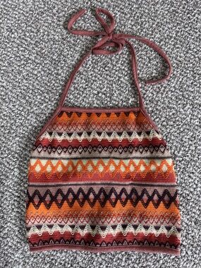 SHEIN Multicolor Knit Halter Crop Top in Orange, Rust & Cream